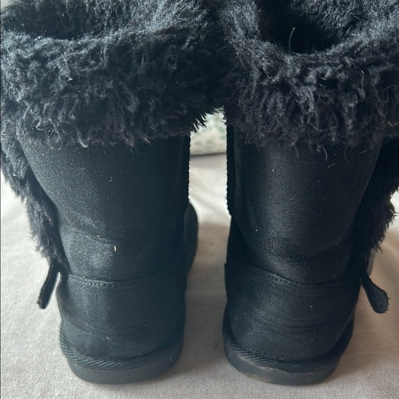 The Children's Place Black Kids Boots - Picture 3 of 4